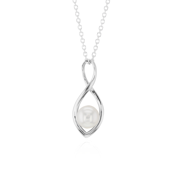 Freshwater Cultured Pearl Twisted Teardrop Pendant in Sterling Silver (6.5mm)