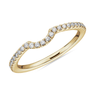 Curved Pavé Diamond Wedding Ring in 14k Yellow Gold (1/6 ct. tw.)